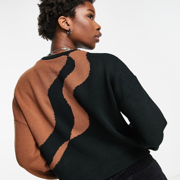 NWOT:ASOS DESIGN sweater with wave pattern in black - Picture 3 of 4